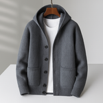 Magnus™ – Premium Strikcardigan med Hætte