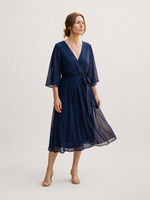 Marta™ | Chiffonkjole med V-hals – Elegant Fald & Feminin Stil ✨