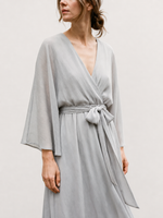Marta™ | Chiffonkjole med V-hals – Elegant Fald & Feminin Stil ✨